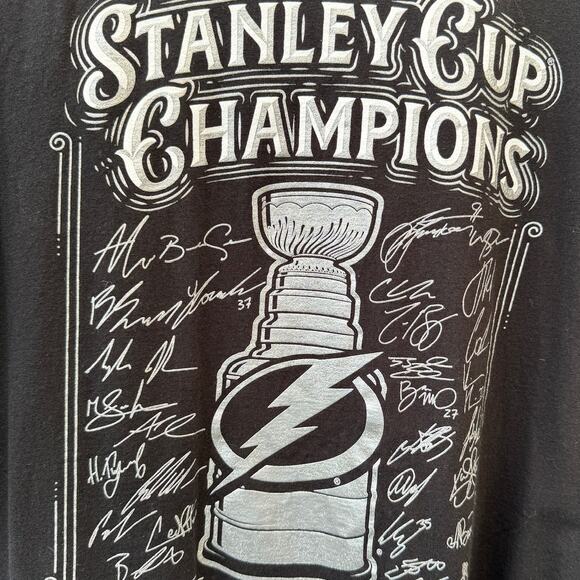 Tampa Bay Lightning Stanley Cup Champions 2020 Autograph shirt Size XL - Picture 5 of 5